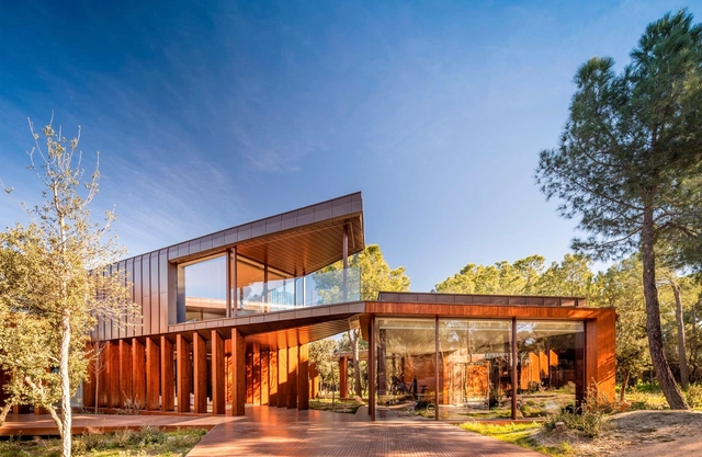 Villa La Moraleja / Vasco Vieira Arquitectos - Casas