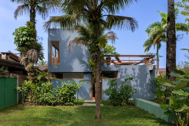 Casa na Praia da Baleia / André Vainer Arquitetos - Casas