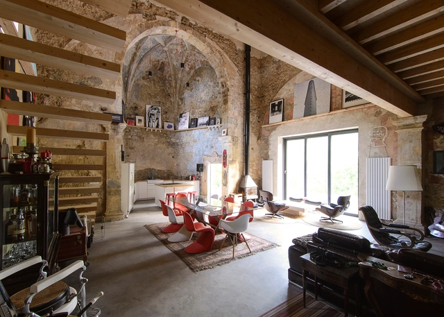 Transforming Sacred Spaces: 17 Adaptive Reuse Projects Revitalizing Churches - Featured Image