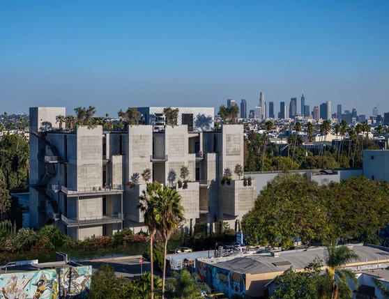 Lehrer Architects unveils Gower Mausoleum at Hollywood Forever Cemetery in Los Angeles, USA - Image 1/16