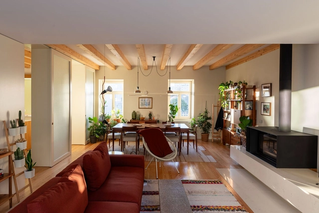 Casa Atelier 111 / André Simão & Nuno Bessa - Fotografía interior, Casas, Mesas, Sillas, Iluminación