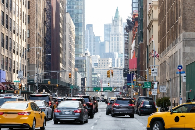 New York City Implements Traffic Congestion Pricing, the First in the US - Featured Image