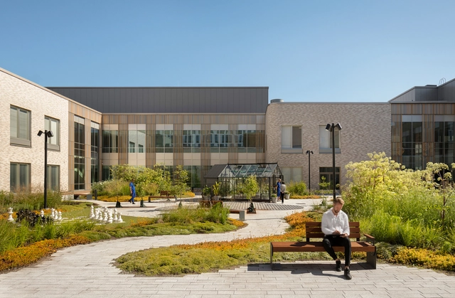 Tampere Psychiatric Clinic / CF Møller - Exterior Photography, Clinic, Garden
