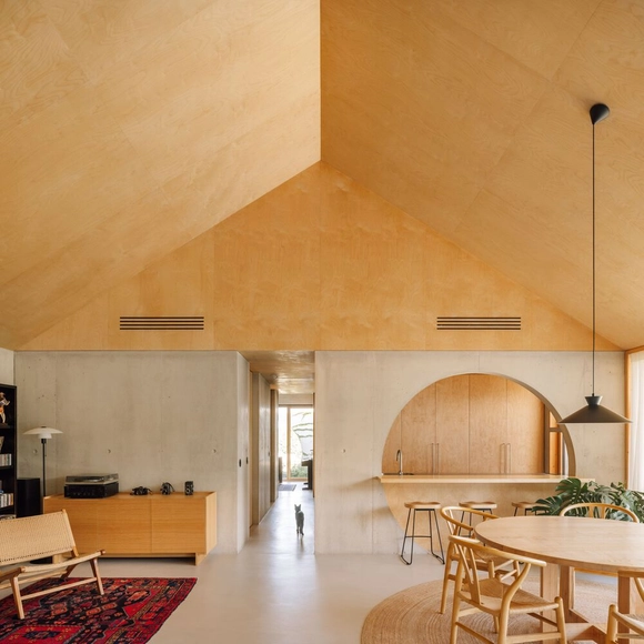 House in Serra do Louro / Cimbre - Interior Photography, Houses, Beam, Chair
