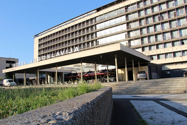 Demolition of Modernist Landmark Hotel Jugoslavia Begins in Belgrade, Serbia - Featured Image