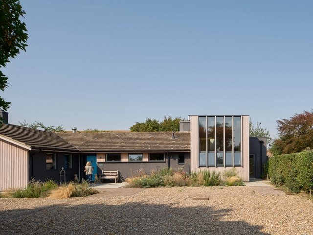 Casa Stones Throw / Mole Architects - Fotografía exterior, Ampliación, Jardín, Fachada, Puerta