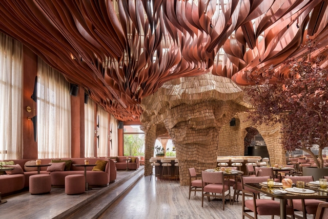 2025 Color Trends in Architecture: Embracing Earth Tones and Vibrant Hues - Featured Image