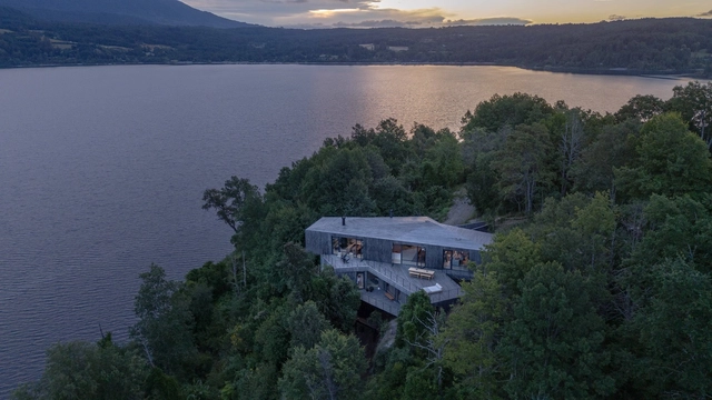 Casa PYR / Cazú Zegers - Casas