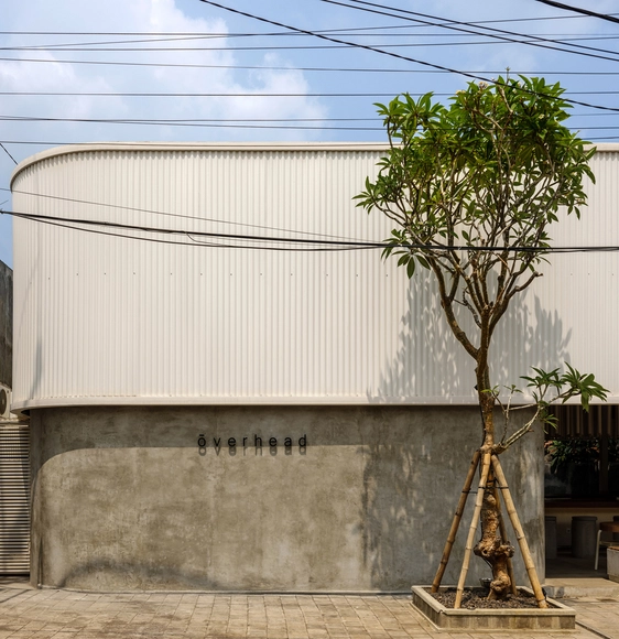 Overhead Restaurant / Max Tsybin - Exterior Photography, Retail Interiors