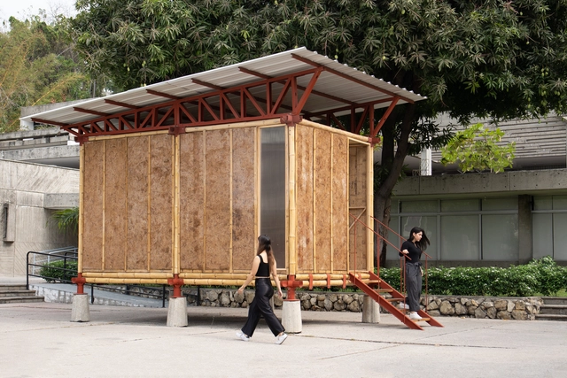 Refugio de emergencia con ecomateriales / Laboratorio de Vivienda de Interés Social (LabVIS) + Juan Carlos Bamba + Enrique Mora + Jorge Ludeña + Robinson Vega - Fotografía exterior, Pabellón