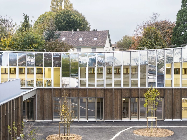 Les Violettes School Complex and Recreation Center / HEMAA Architectes  - Exterior Photography, Schools , Courtyard
