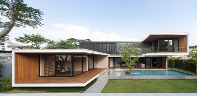N26 Residence / WARchitect - Exterior Photography, Houses, Courtyard