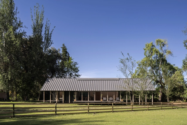 Casa C-P / Cavagnaro Rojo Arquitectos - Casas