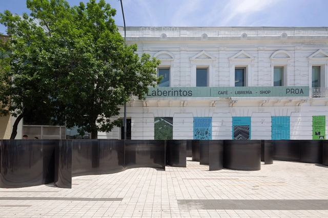 Instalación GIROS / Nicolás Campodonico + Mariano Clusellas - Fotografía exterior, Instalaciones Y Estructuras