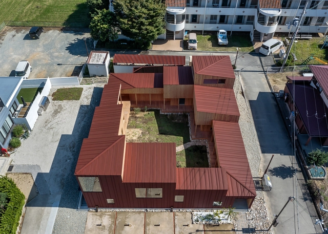 Villa Necklace / 1110 Office for Architecture - Fotografía exterior, Casas, Patio interior
