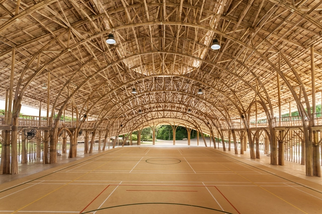 Princípios da engenharia com bambu no projeto estrutural: o caso do Panyaden Hall - Imagem de Destaque