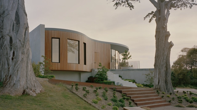 Point Nepean House / Pandolfini Architects - Houses