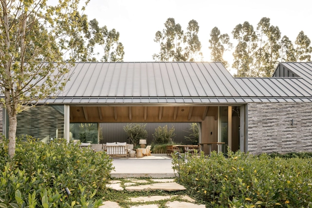 Casa CCB / Kiko Salomão + Marcio Tanaka - Fotografia de Exterior, Casas, Aido