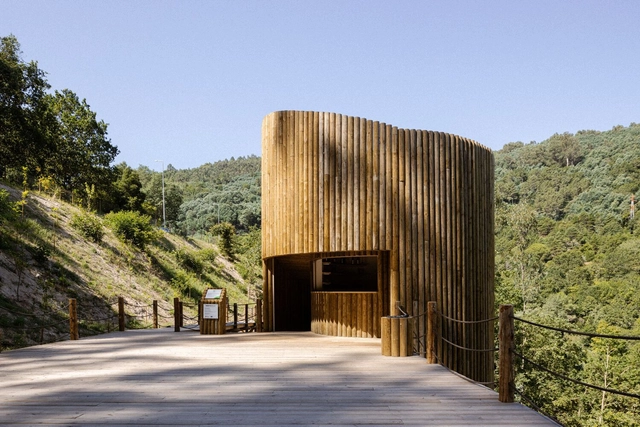 Parque Botânico e Fluvial do Rio Paiva - Cinfães / Paradoxo Arquitectura - Park