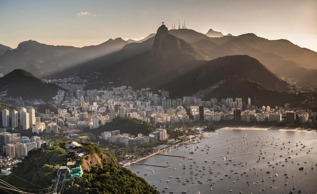 Aún Estoy Aquí: cómo la arquitectura y el urbanismo de Río de Janeiro dan forma a la película brasileña nominada al Oscar - Imagen Principal