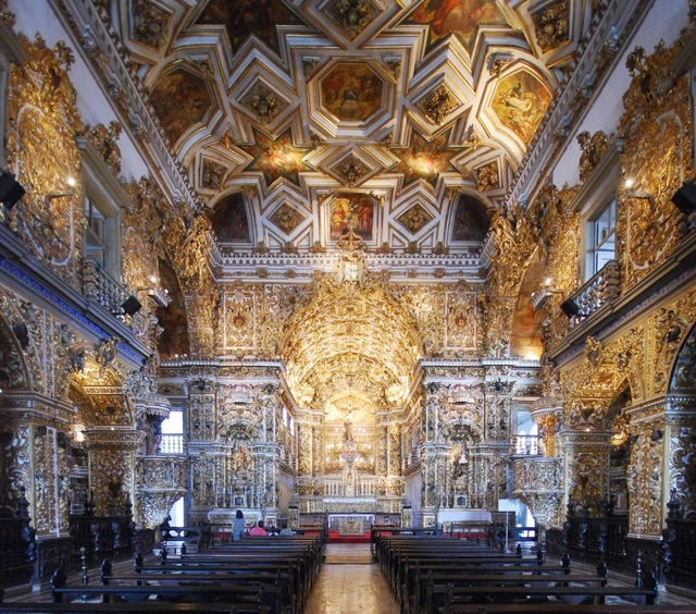 O significado histórico do forro da Igreja de São Francisco de Assis em Salvador e os desafios de preservação do patrimônio cultural - Imagem de Destaque