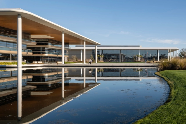 Escritórios PGA TOUR / Foster + Partners - Arquitetura De Escritórios