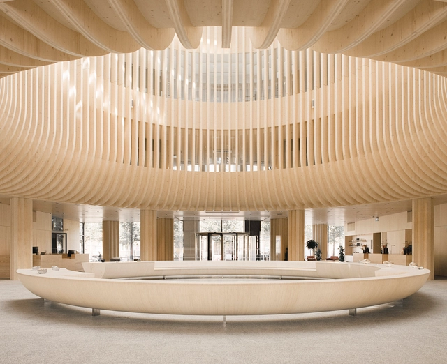 Katajanokan Laituri  Wood Office and Hotel Building / Anttinen Oiva Architects - Commercial Architecture