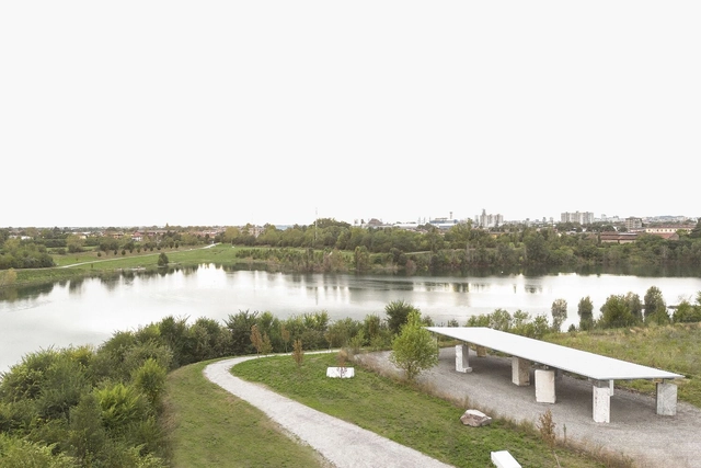 Stones Venue refugio público/ Associates Architecture - Fotografía exterior, Edificios Públicos