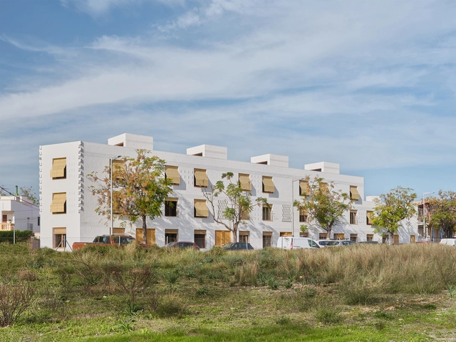11 Viviendas sociales en Palma / Carles Enrich Studio - Fotografía exterior, Apartamentos