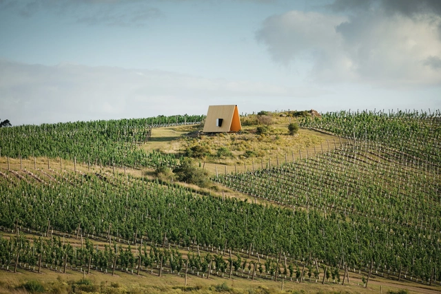 Capillas abiertas al exterior: integrando la naturaleza y el paisaje en la arquitectura religiosa de Latinoamérica - Imagen Principal