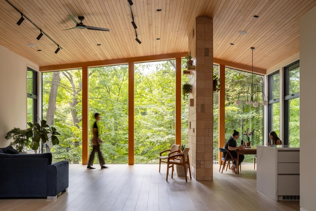 Casa barranco de North York / Denegri Bessai Studio - Fotografía interior, Renovación, Sillas