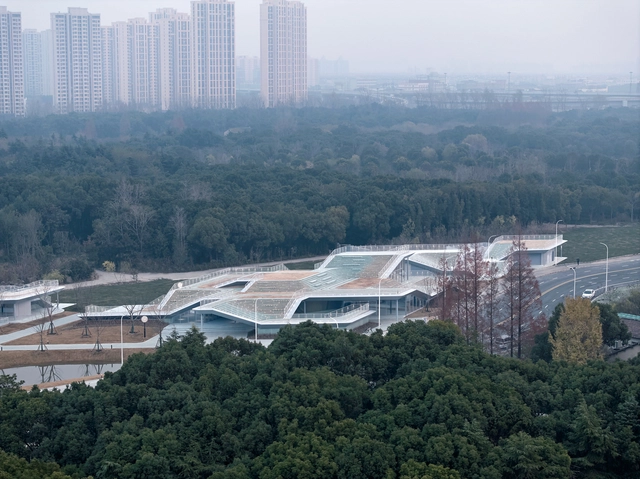 South Sanlin Station of Shanghai Airport Link  / TJAD Original Design Studio - Exterior Photography,           Metro Station