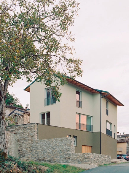 Private House Val Trebbia / Studio Pietro Todeschini + Studio Paolo Pagani - Exterior Photography, Houses, Balcony