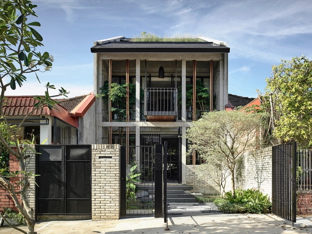 Casa Oku / Freight Architects - Casas