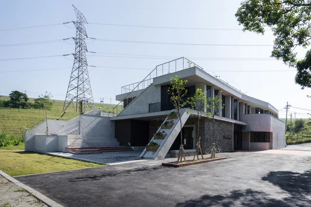 Hushan Reservoir Environmental Education Center / KDS architects - Educational Architecture