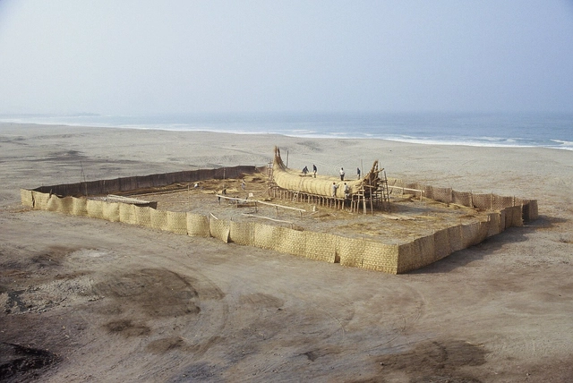 Peru’s 2025 Venice Biennale Exhibition Honors Uros and Aymara Ancestral Construction Techniques - Featured Image