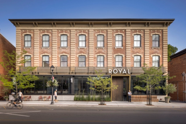 The Royal Hotel / Giannone Petricone Associates Inc. Architects - Exterior Photography, Hotels Interiors