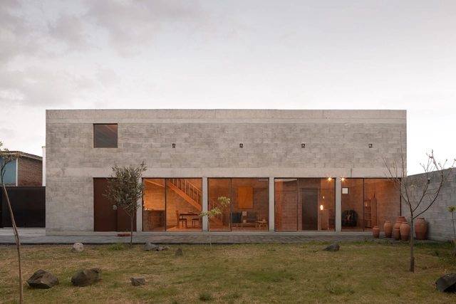 Nogal House / Escobedo Soliz - Houses
