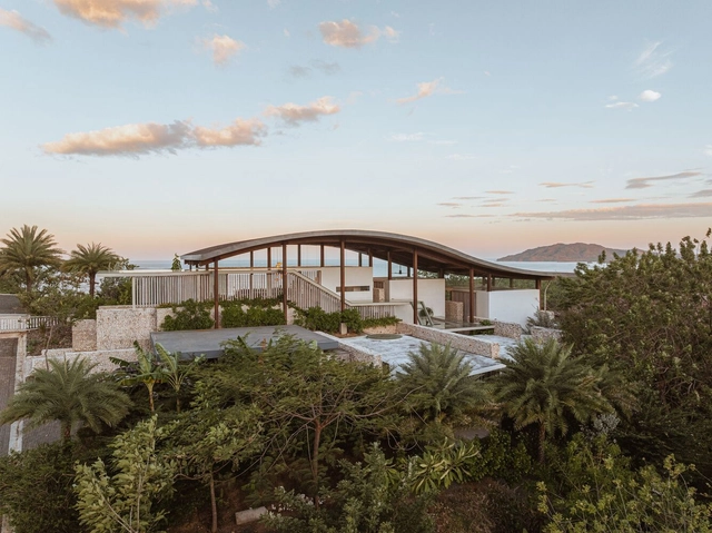 Villa Áurea / Studio Saxe - Casas
