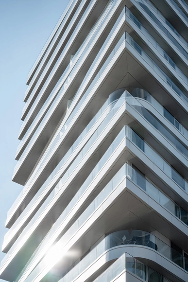High-Performance Sealing in Extreme Conditions at FiftyNine, Strandkai Hamburg - Featured Image