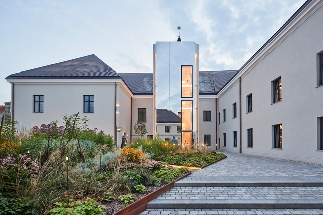 Boksto Skveras Mixed-Use Center / Studio Seilern Architects - Exterior Photography, Refurbishment, Courtyard
