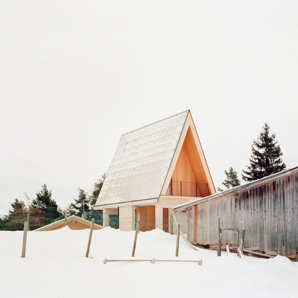 Casa BS Hof / Alpina Architects - Fotografía exterior, Ampliación