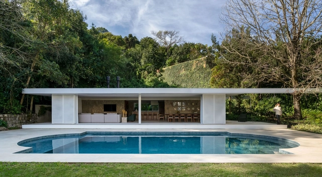 Pavilhão Zona Sul / Ultra - Casas