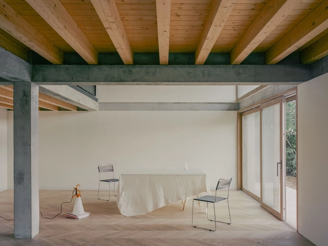 Not a Rural House / AACM - Atelier Architettura Chinello Morandi - Interior Photography, Houses, Bedroom, Beam, Chair