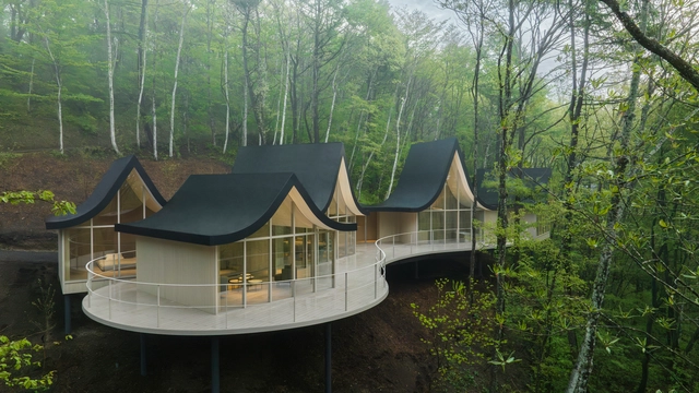 hand-in-hand house / nendo - Houses