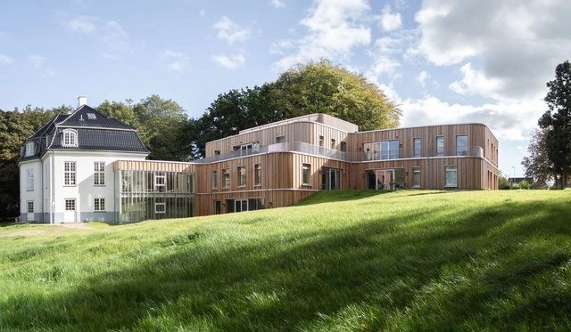 Hogar de observación de Bagsværd / JAJA Architects - Fotografía exterior, Remodelaciones, Jardín
