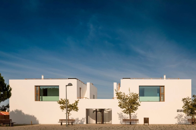 Tree House + Square House / Pereira Miguel Arquitectos + Nuno Martins Correia - Casas