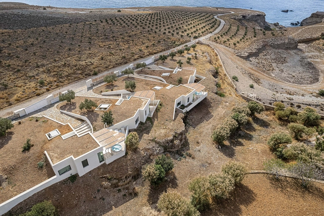 Complexo Residencial Hidden Ladies / inDetail Architecture - Hospitalidade E Entretenimento