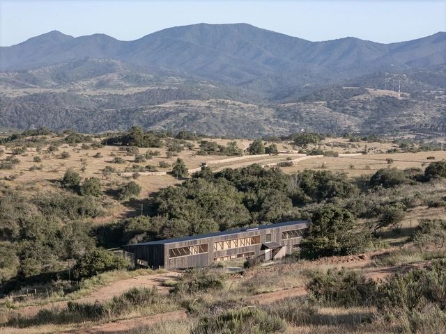Casa Las Tupas / Lucas Maino Fernandez - Casas