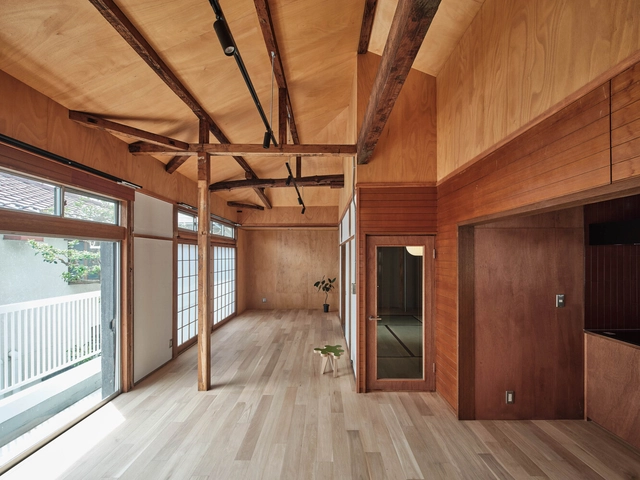 Nukui House / ROOVICE - Interior Photography, Renovation, Beam